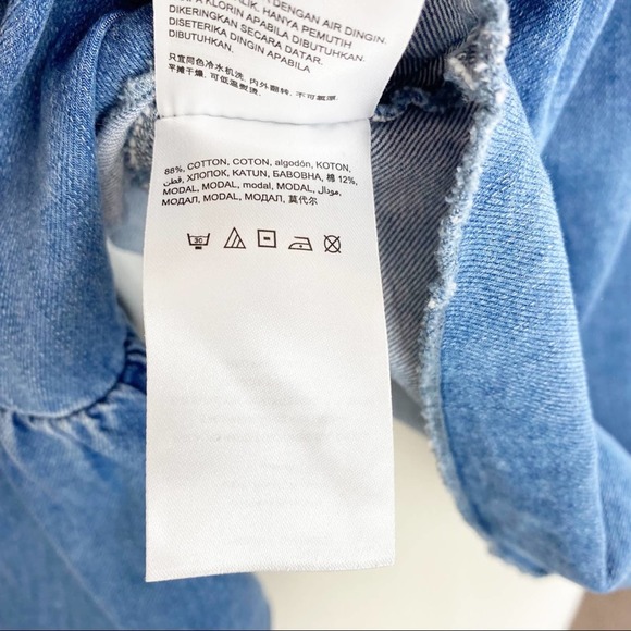 Bebe Women's Denim Off Shoulder Ruffle Boho Top XS - Picture 5 of 8